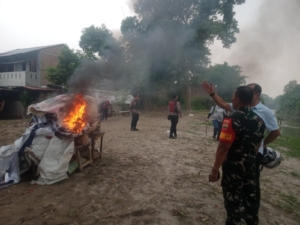 Babinsa Koramil 0201-06/MS Dampingi Polresta Medan Gerebek Sarang Narkoba di Klambir V Lalang