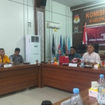 Dipimpin Ketua KPU, FKP Standar Pelayanan Publik KPU Kuansing Dihadiri 11 Organisasi Pers, Parpol, Kesbangpol, Kominfo, Tokoh Masyarakat dan Fakultas Universitas 