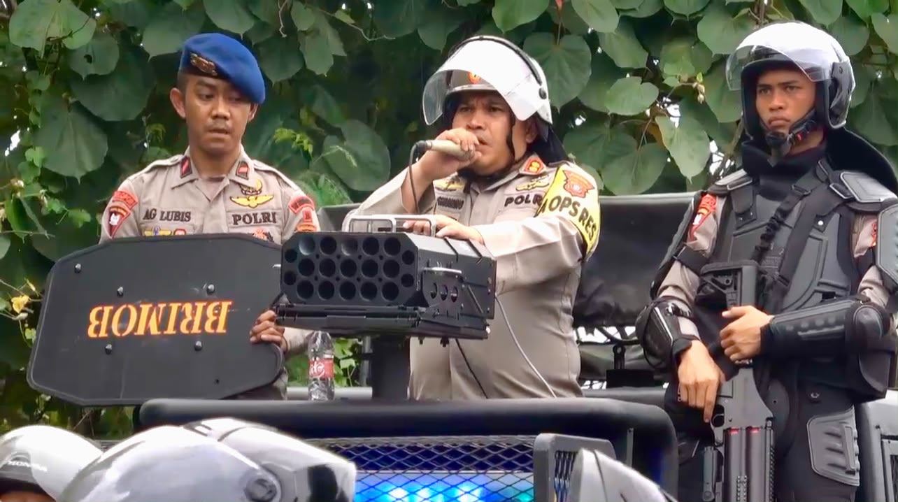 Dilempari Batu dan Bom Molotov, Polri Pilih Keselamatan Jiwa dalam Pengamanan Eksekusi Al-Washliyah