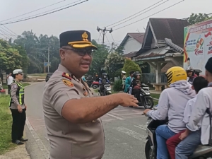 Hadir di Jam Sibuk Sekolah, Kapolres Kampar: Kenyamanan Warga di Jalan Adalah Prioritas Kami