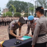 Polres Dumai Gelar Sertijab Kasat Lantas Sekaligus Pelepasan Purnabakti Personel